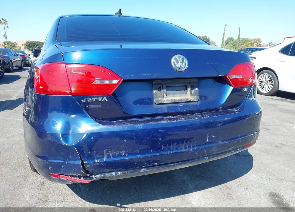 2014 VOLKSWAGEN JETTA VIN: 3VWD17AJ8EM427586