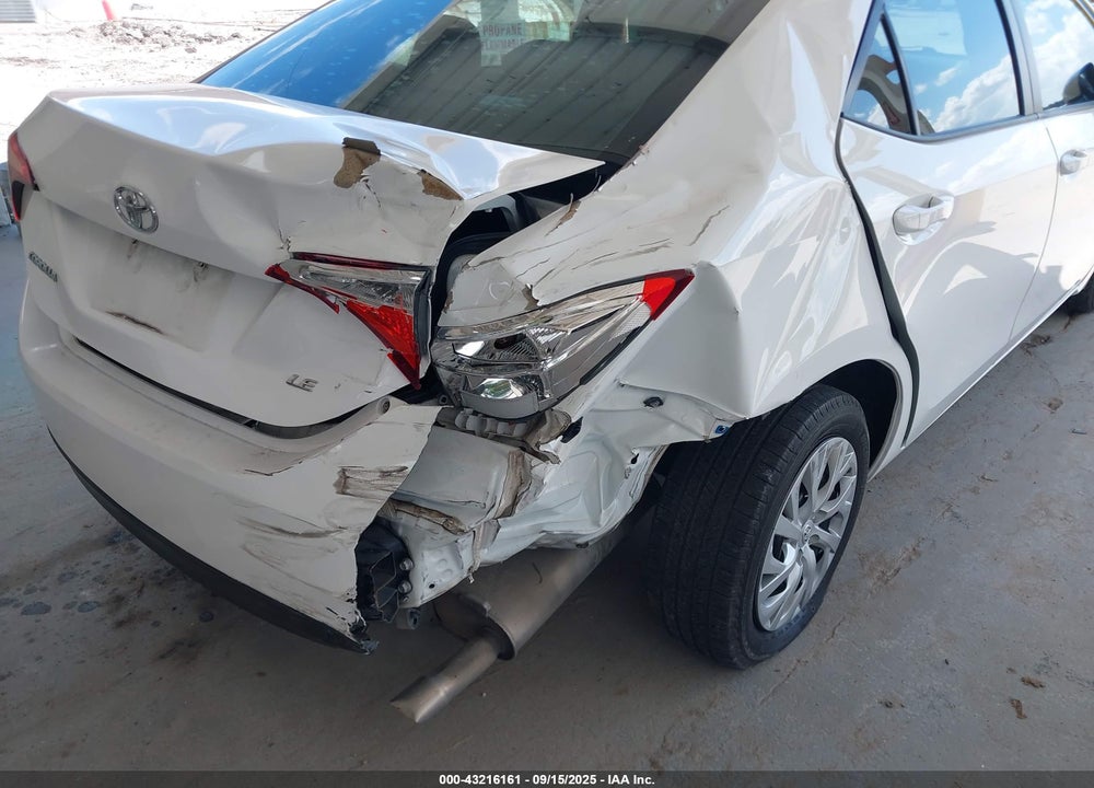 2018 TOYOTA COROLLA VIN: 5YFBURHE5JP848819
