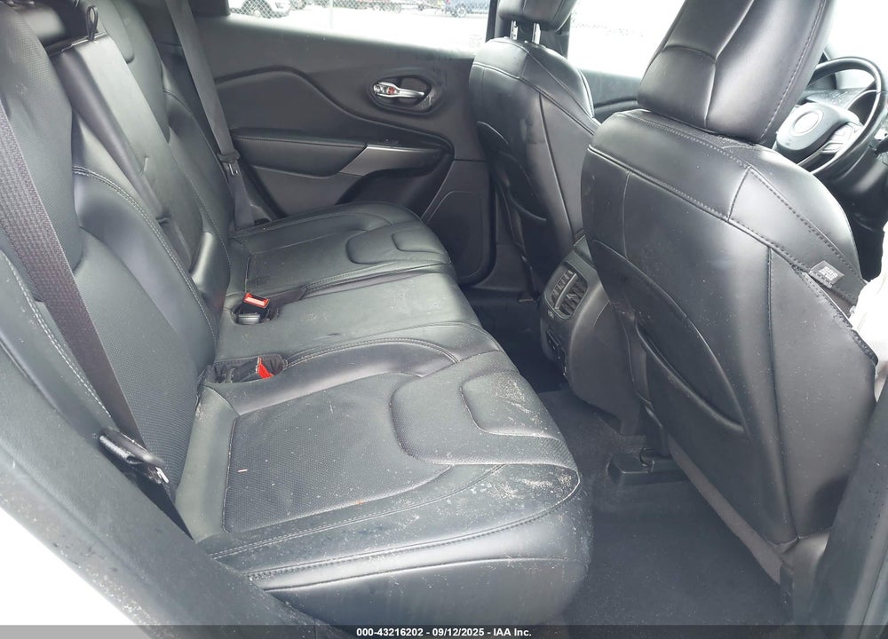 2020 JEEP CHEROKEE VIN: 1C4PJMLX5LD637202