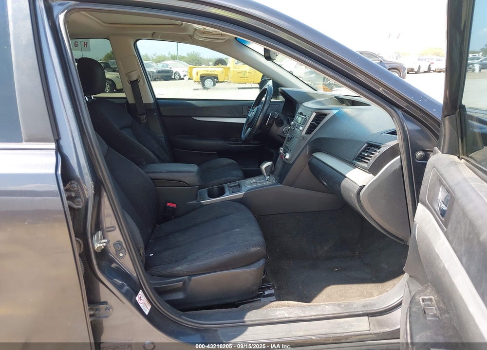 2011 SUBARU LEGACY 2.5I PREMIUM VIN: 4S3BMCG65B3255222