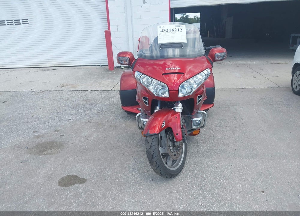 2008 HONDA GL1800 VIN: 1HFSC47H18A712872