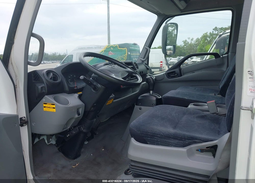 2019 HINO XJC710/XFC710 VIN: JHHHDM2H1KK003530