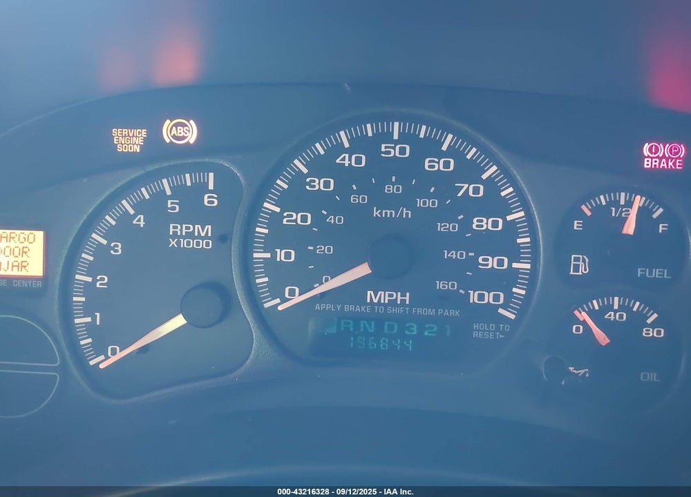 2002 CHEVROLET TAHOE LS VIN: 1GNEC13V82J264534