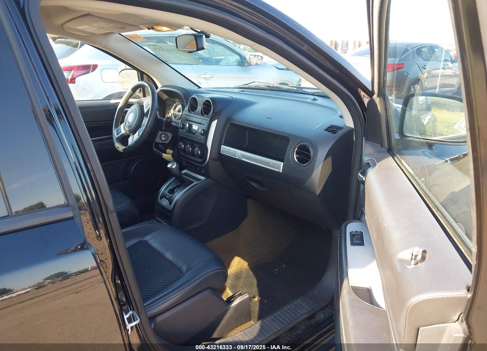 2016 JEEP COMPASS VIN: 1C4NJDEB7GD723030