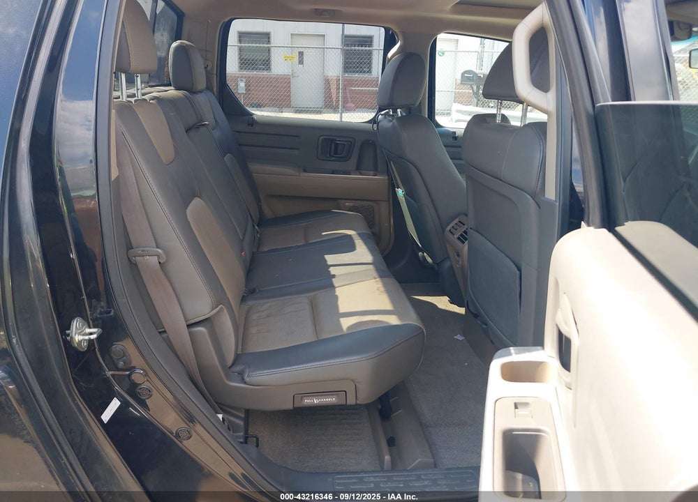 2006 HONDA RIDGELINE RTL VIN: 2HJYK16556H505859