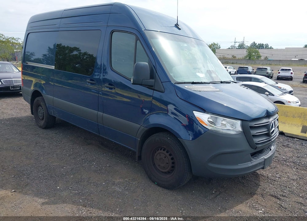 2025 MERCEDES-BENZ SPRINTER 2500 STANDARD ROOF 4-CYL DIESEL VIN: W1W4KBHY1ST200893