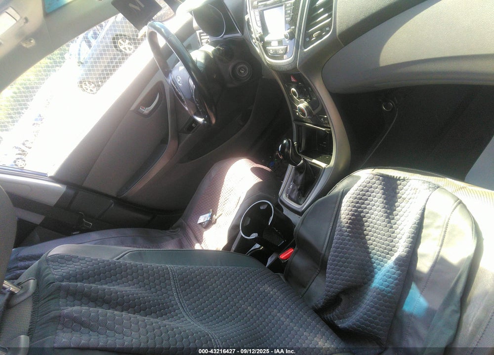 2015 HYUNDAI ELANTRA LIMITED VIN: 5NPDH4AE0FH576758