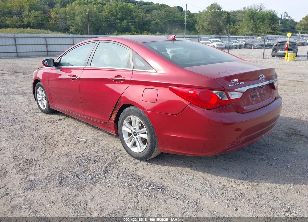 2013 HYUNDAI SONATA GLS VIN: 5NPEB4AC8DH724656