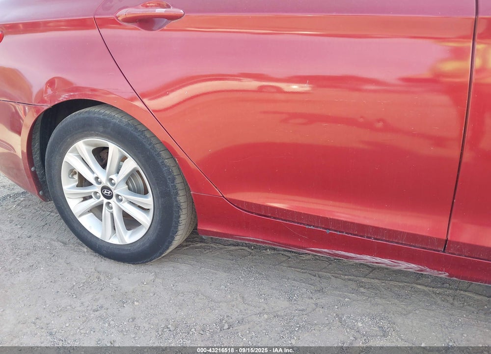 2013 HYUNDAI SONATA GLS VIN: 5NPEB4AC8DH724656
