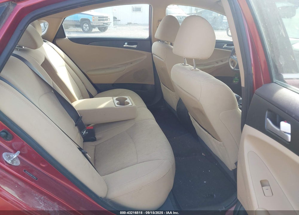 2013 HYUNDAI SONATA GLS VIN: 5NPEB4AC8DH724656