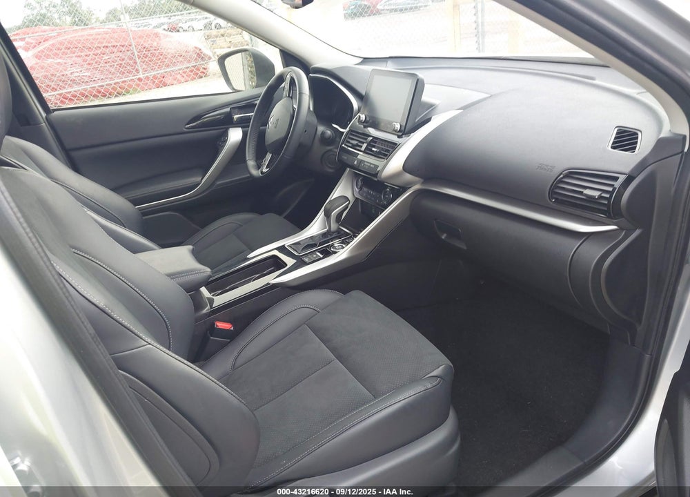 2025 MITSUBISHI ECLIPSE VIN: JA4ATWAA2SZ007949