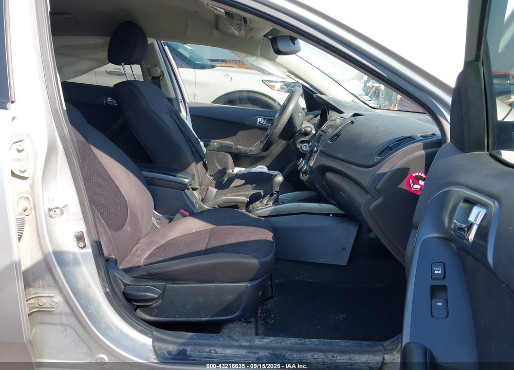2013 KIA FORTE EX VIN: KNAFU5A25D5684559