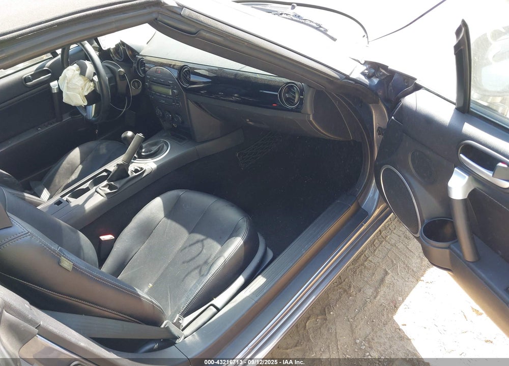 2006 MAZDA MX-5 GRAND TOURING VIN: JM1NC25F160115124