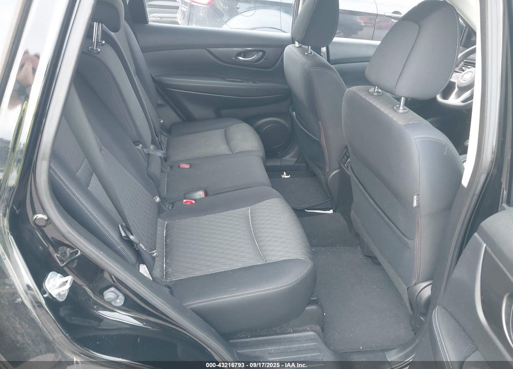 2018 NISSAN ROGUE S VIN: JN8AT2MV4JW314685