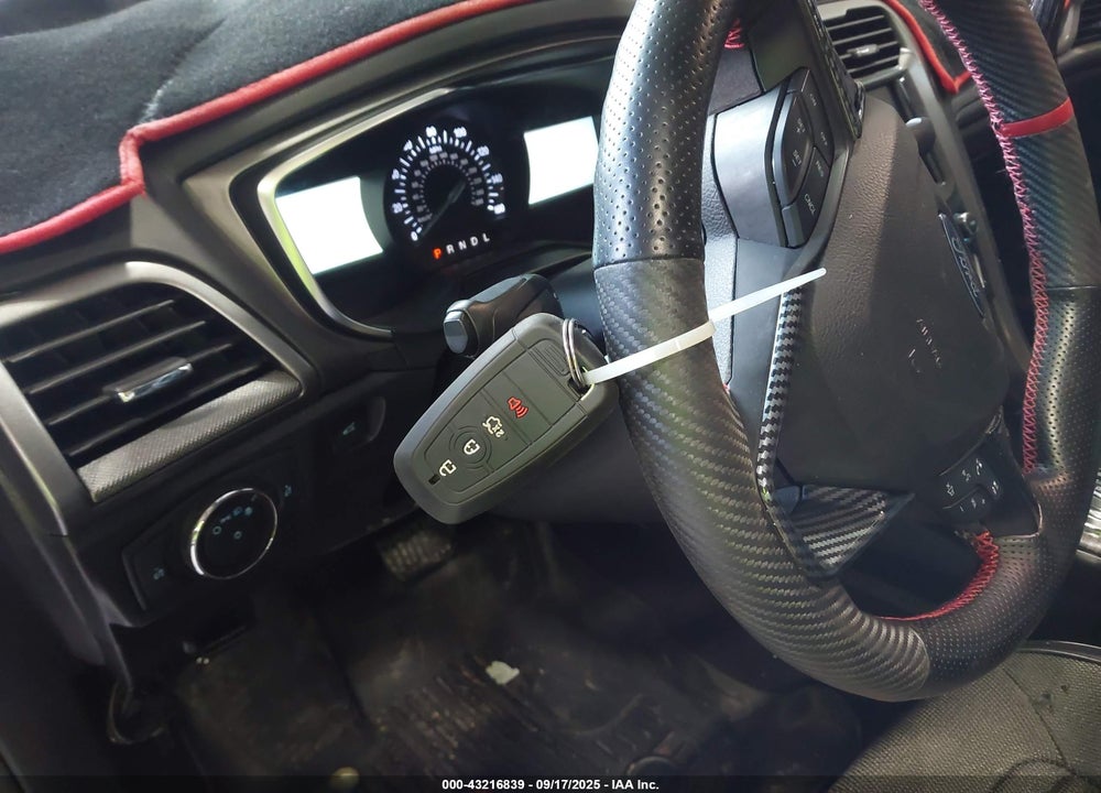 2020 FORD FUSION VIN: 3FA6P0HD7LR101138