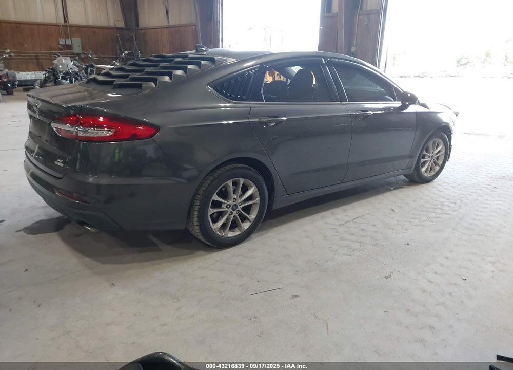 2020 FORD FUSION VIN: 3FA6P0HD7LR101138