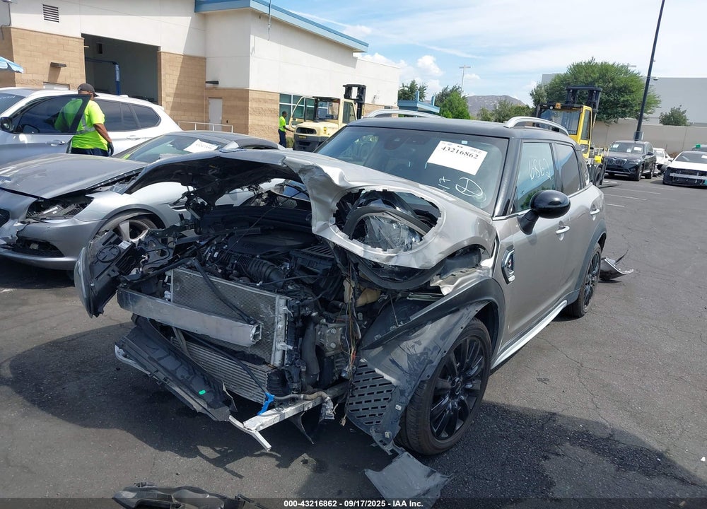 2019 MINI COUNTRYMAN COOPER S VIN: WMZYT3C50K3E96585