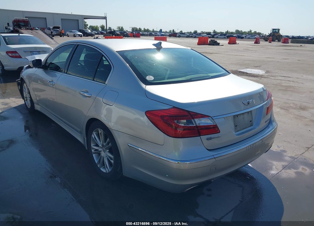 2013 HYUNDAI GENESIS VIN: KMHGC4DDXDU222114
