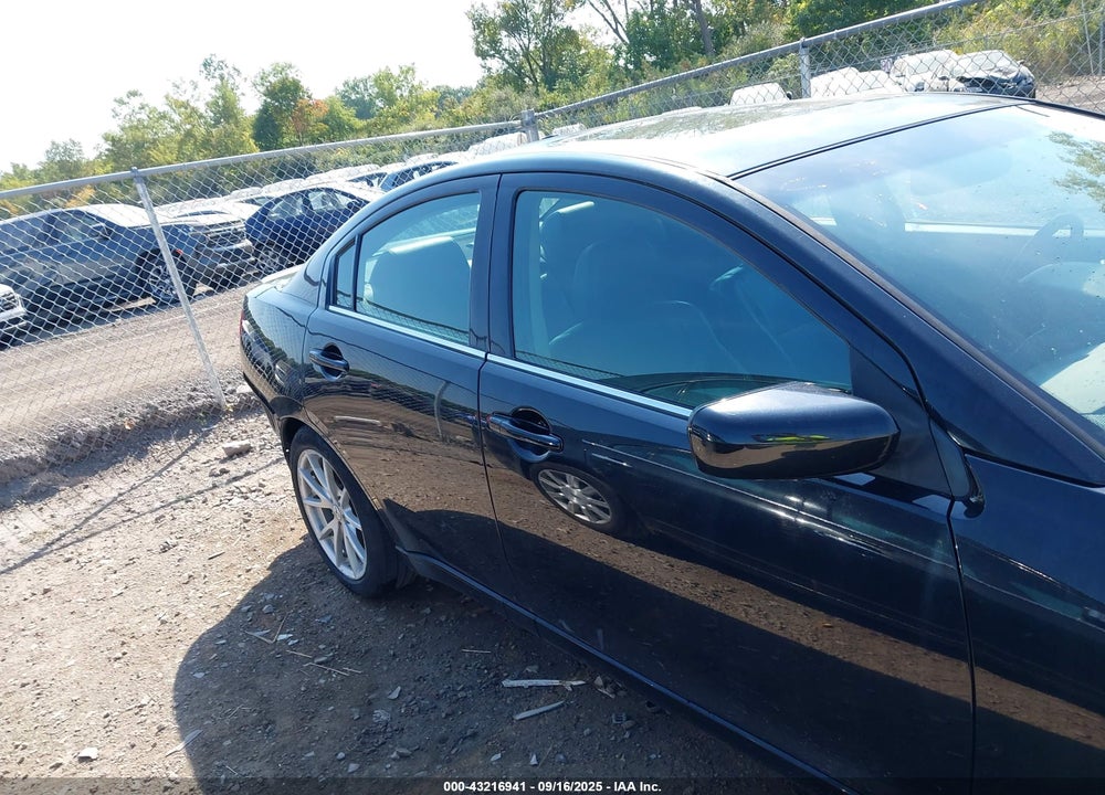 2012 MITSUBISHI GALANT VIN: 4A32B3FF0CE011892