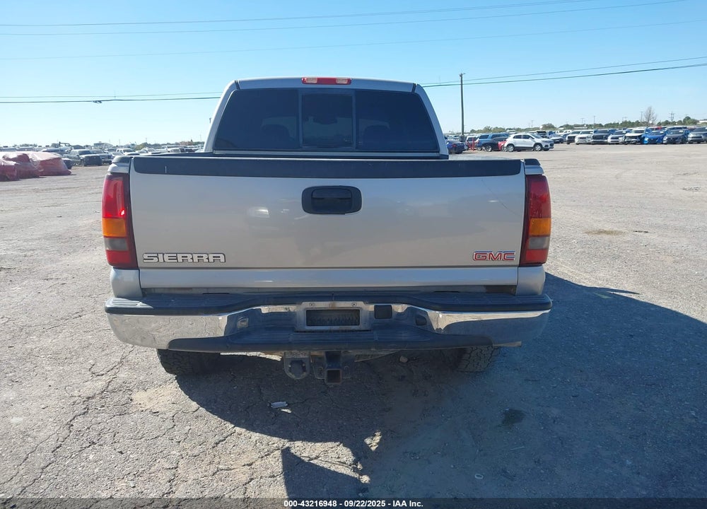 2005 GMC SIERRA 1500 SLE VIN: 2GTEK13T251397038