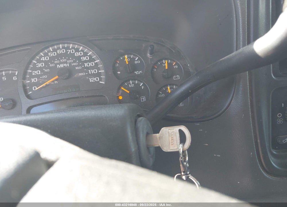 2005 GMC SIERRA 1500 SLE VIN: 2GTEK13T251397038