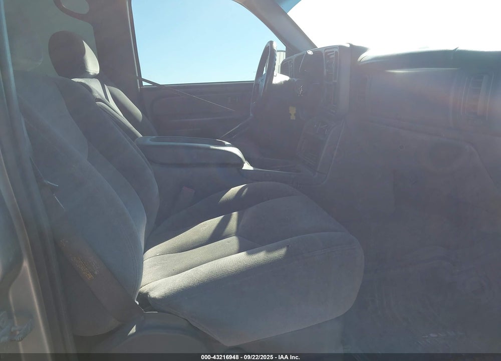 2005 GMC SIERRA 1500 SLE VIN: 2GTEK13T251397038