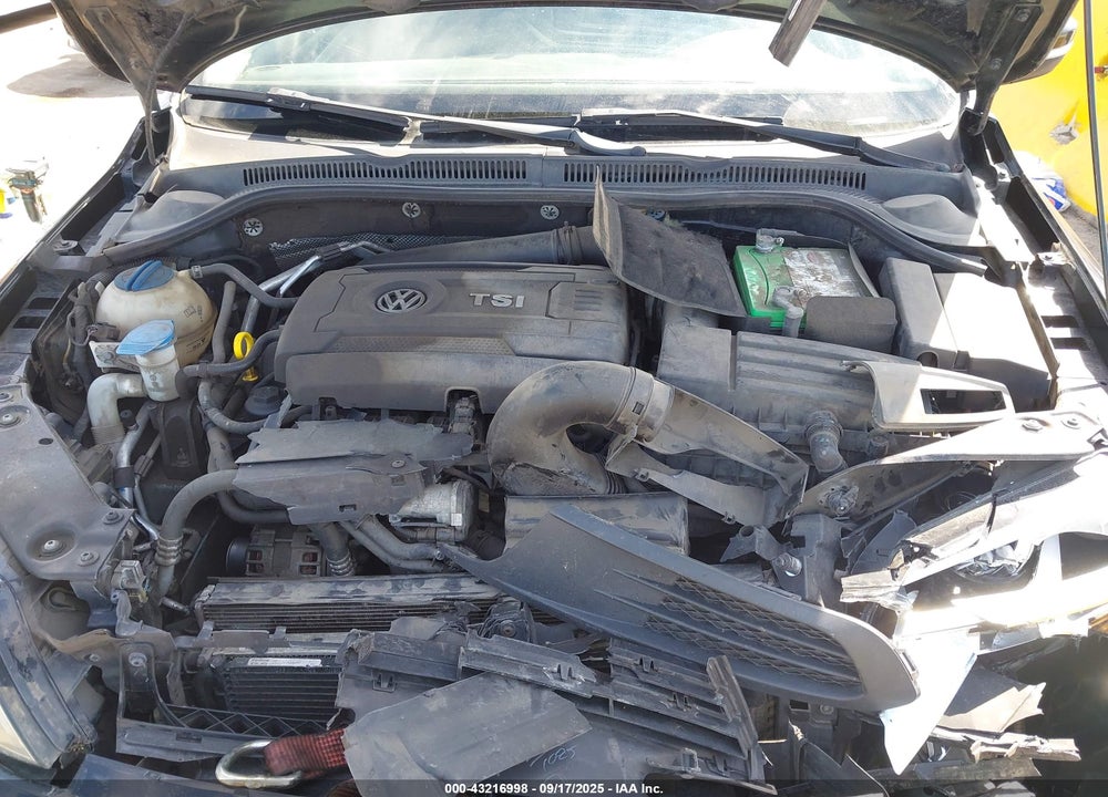 2014 VOLKSWAGEN JETTA VIN: 3VWD17AJ5EM269112
