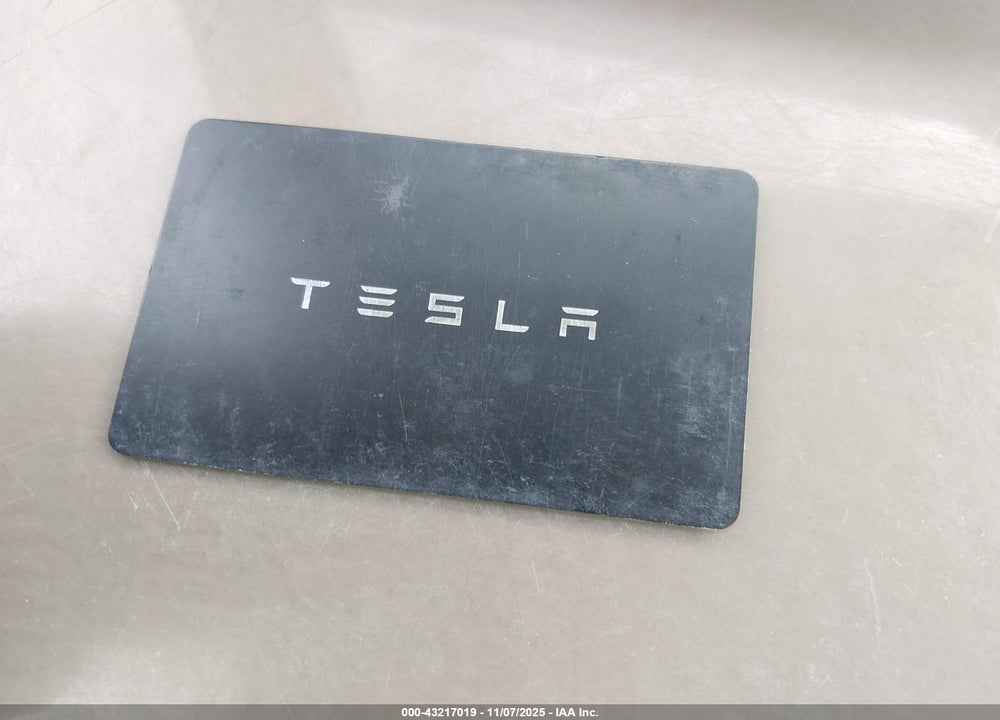 2024 TESLA MODEL 3 LONG RANGE DUAL MOTOR ALL-WHEEL DRIVE/REAR-WHEEL DRIVE VIN: 5YJ3E1EA9RF856210