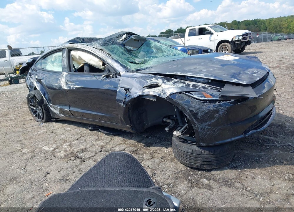 2024 TESLA MODEL 3 LONG RANGE DUAL MOTOR ALL-WHEEL DRIVE/REAR-WHEEL DRIVE VIN: 5YJ3E1EA9RF856210