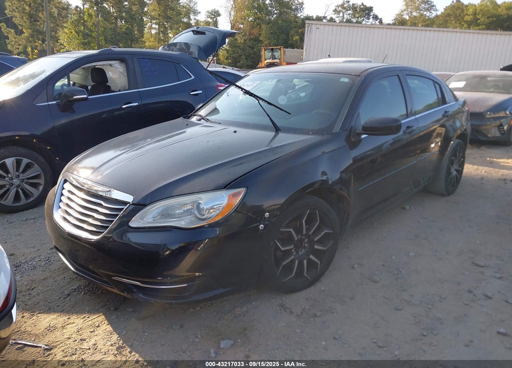 2012 CHRYSLER 200 VIN: 1C3CCBABXCN317666