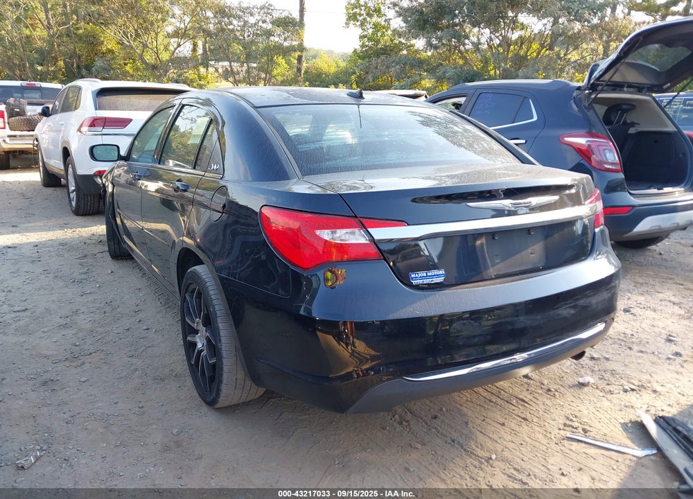 2012 CHRYSLER 200 VIN: 1C3CCBABXCN317666