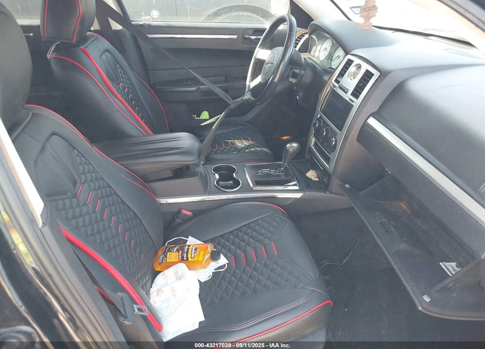 2008 CHRYSLER 300 TOURING VIN: 2C3KA53G18H170004