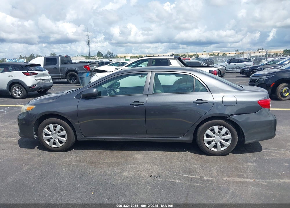 2013 TOYOTA COROLLA VIN: 5YFBU4EE1DP082597