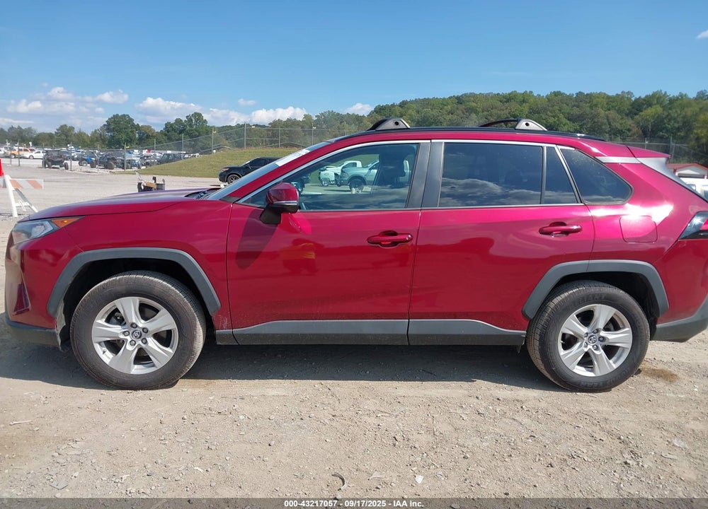 2019 TOYOTA RAV4 VIN: 2T3W1RFV5KW052141