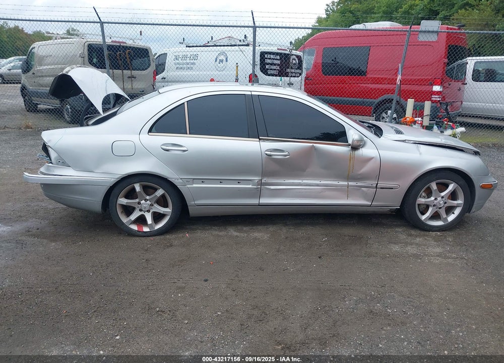2002 MERCEDES-BENZ C 320 VIN: WDBRF64J92F160601