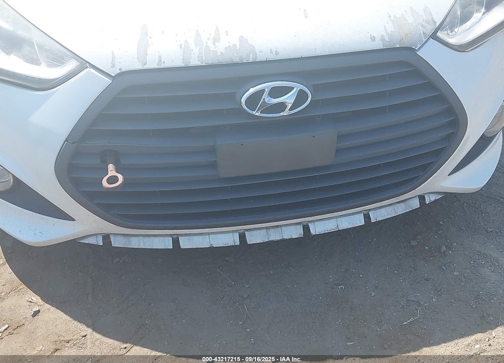 2015 HYUNDAI VELOSTER VIN: KMHTC6AE9FU232112