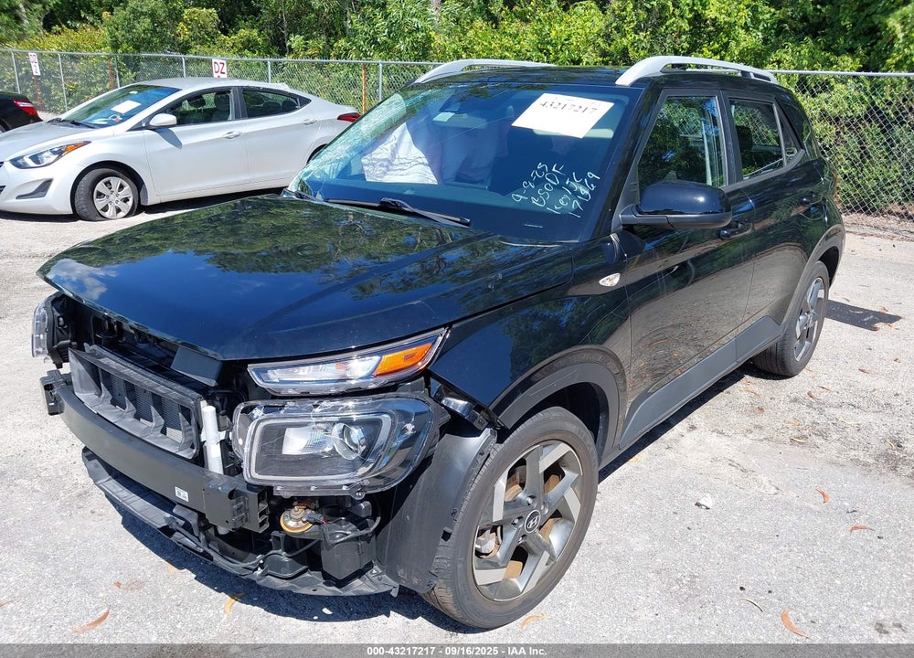 2022 HYUNDAI VENUE VIN: KMHRC8A37NU171569