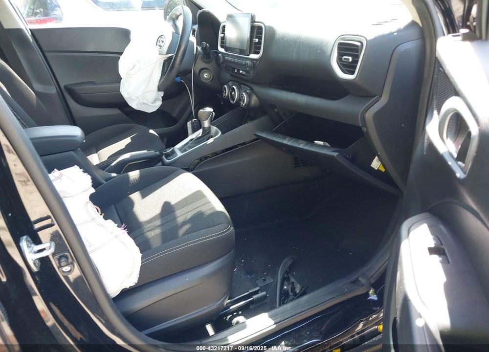 2022 HYUNDAI VENUE VIN: KMHRC8A37NU171569