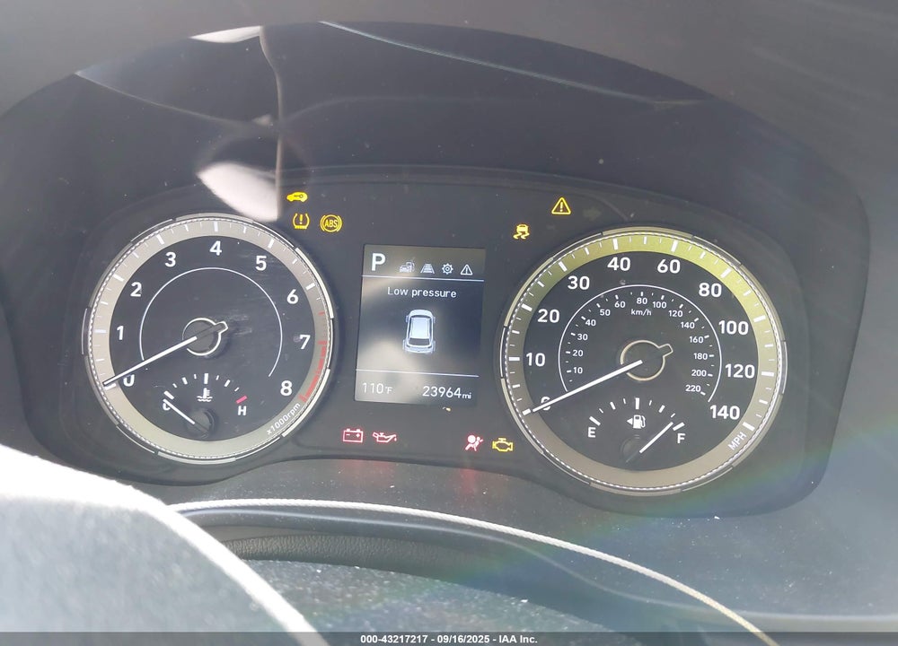 2022 HYUNDAI VENUE VIN: KMHRC8A37NU171569