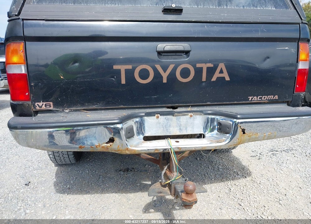 1996 TOYOTA TACOMA XTRACAB VIN: 4TAWN72N7TZ143617