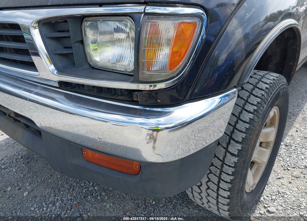 1996 TOYOTA TACOMA XTRACAB VIN: 4TAWN72N7TZ143617