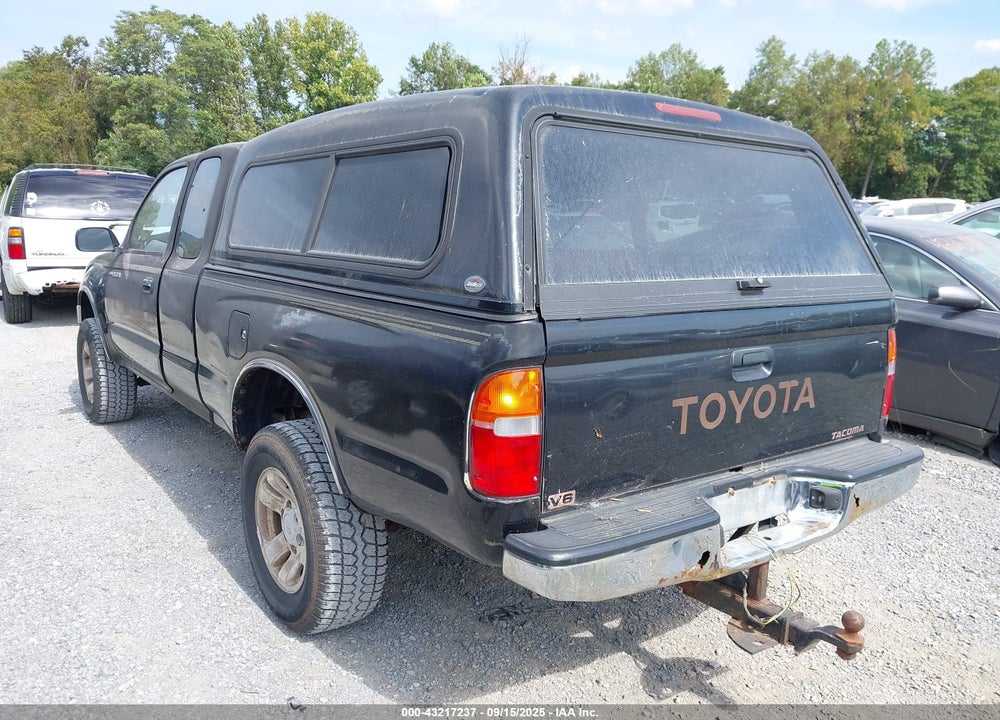 1996 TOYOTA TACOMA XTRACAB VIN: 4TAWN72N7TZ143617