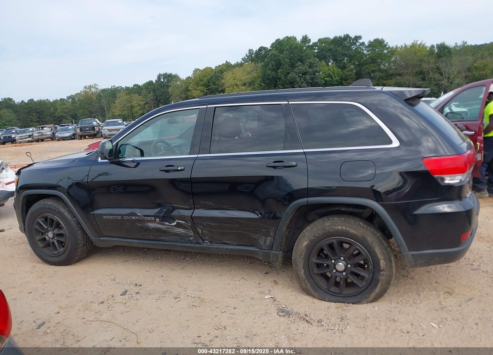 2018 JEEP GRAND CHEROKEE VIN: 1C4RJFAG1JC387807