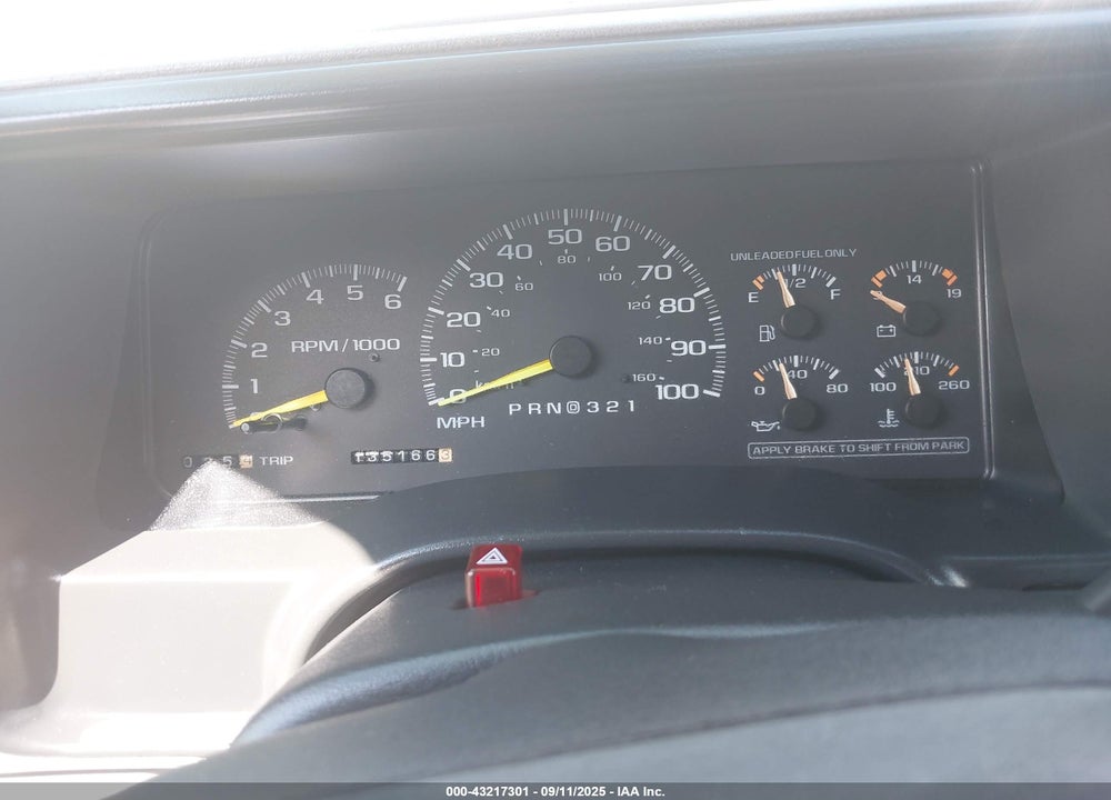 1997 CHEVROLET C1500 FLEETSIDE VIN: 1GCEC14RXVZ196205
