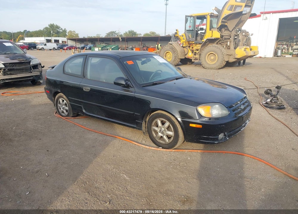 2005 HYUNDAI ACCENT GLS/GT VIN: KMHCG35CX5U332441