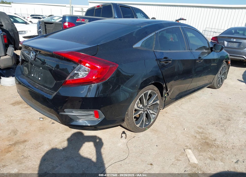 2017 HONDA CIVIC VIN: 19XFC2F56HE220777