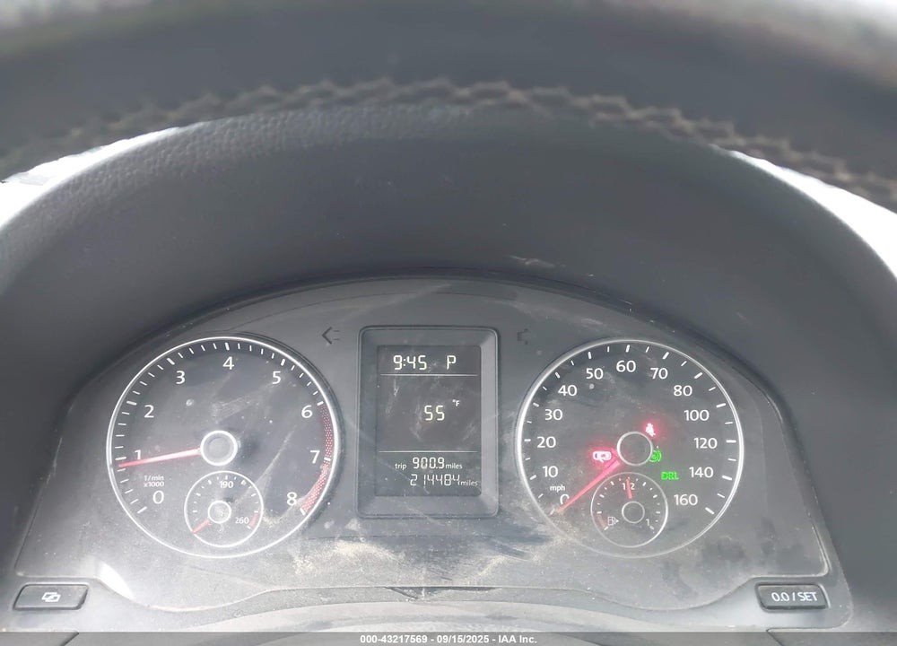 2010 VOLKSWAGEN JETTA VIN: 3VWRZ7AJ2AM140432