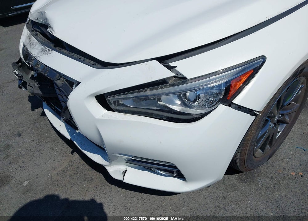 2015 INFINITI Q50 VIN: JN1BV7AP2FM350667