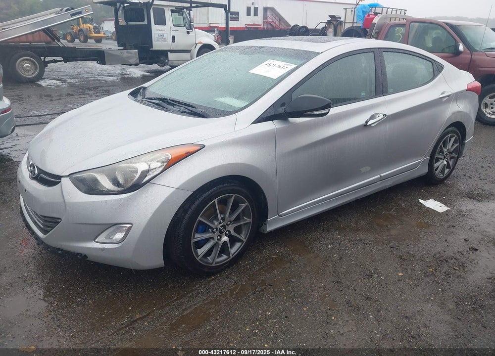 2013 HYUNDAI ELANTRA VIN: KMHDH4AE1DU559210