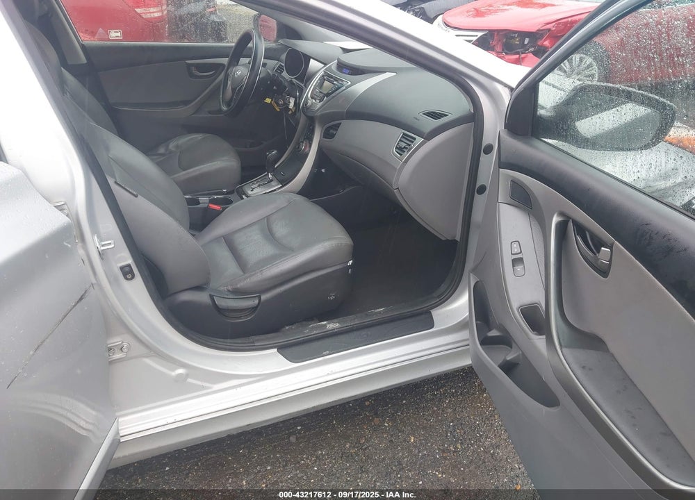 2013 HYUNDAI ELANTRA VIN: KMHDH4AE1DU559210